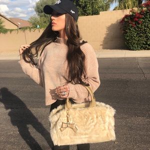 😍 Brand New Luxe Faux Fur Purse